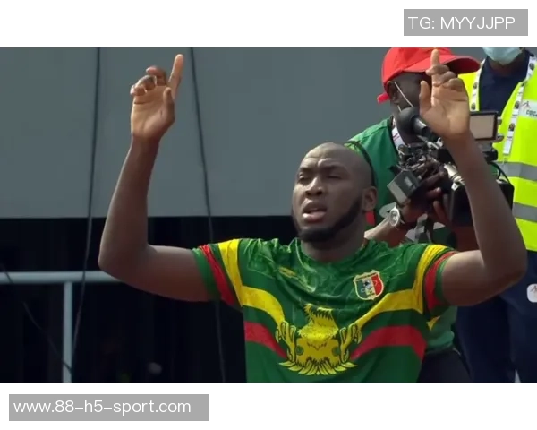 非洲杯球员身价排行榜揭晓阿什拉夫领衔姆伯莫与奥斯梅恩紧随其后 非洲杯球员身价排行榜揭晓阿什拉夫领衔姆伯莫与奥斯梅恩紧随其后